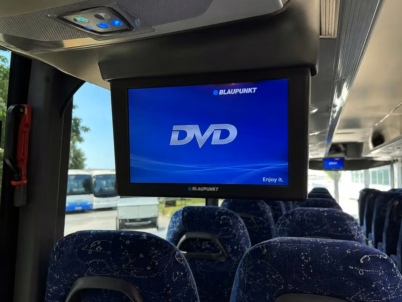 opelika charter bus tv monitors